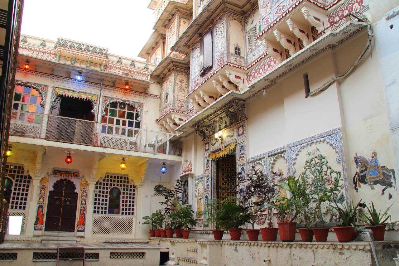 אודייפור Shree Jagdish Mahal Heritage Hotel מראה חיצוני תמונה