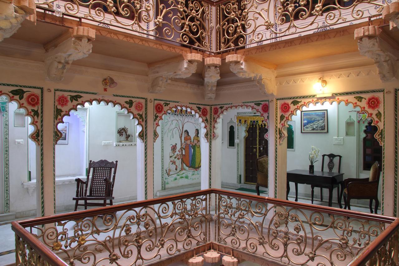 אודייפור Shree Jagdish Mahal Heritage Hotel מראה חיצוני תמונה