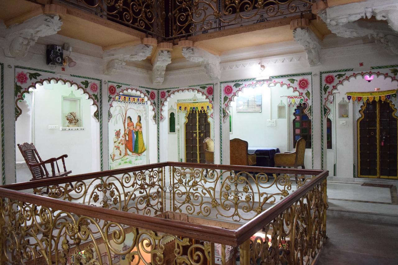 אודייפור Shree Jagdish Mahal Heritage Hotel מראה חיצוני תמונה