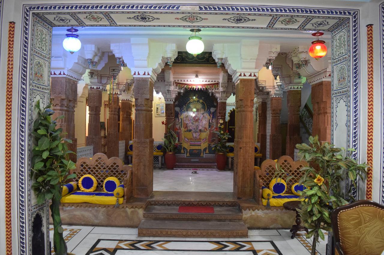 אודייפור Shree Jagdish Mahal Heritage Hotel מראה חיצוני תמונה