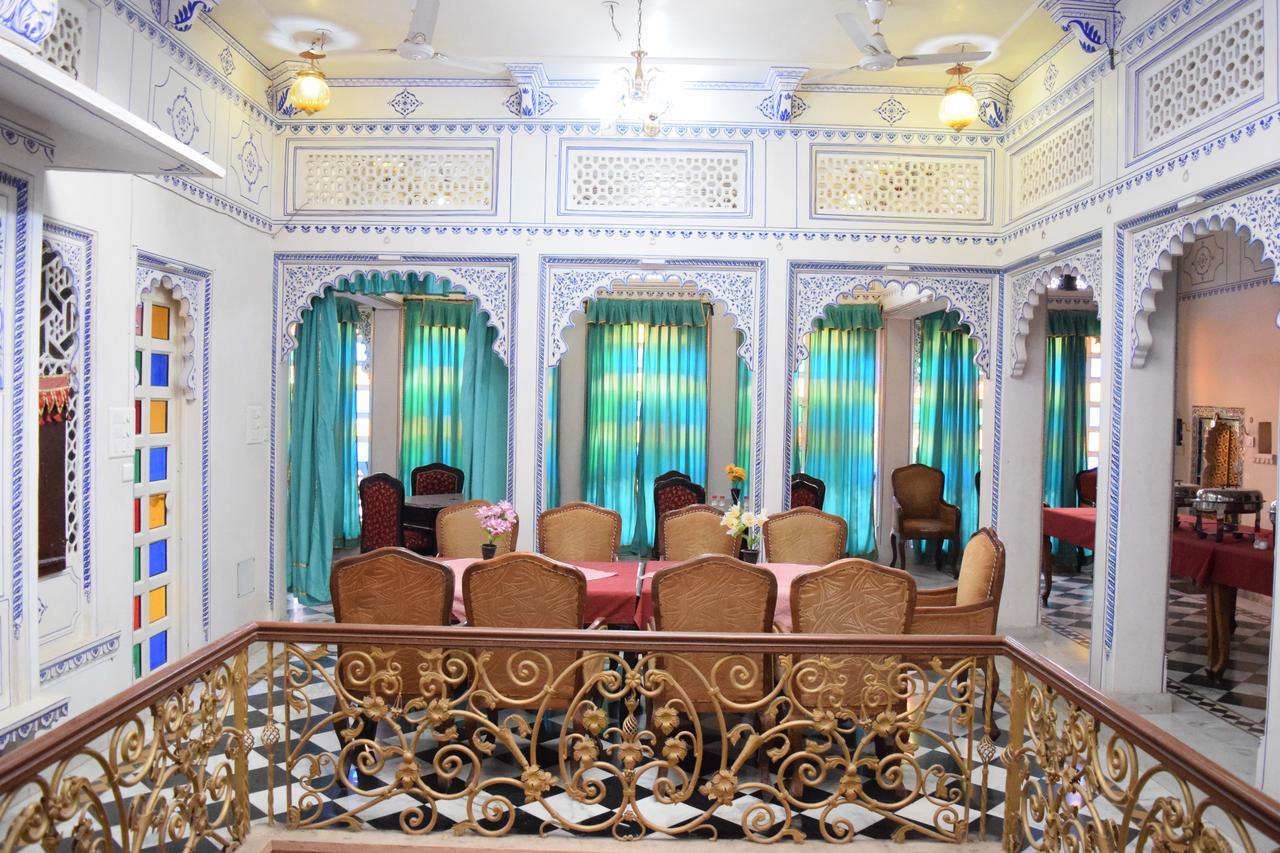 אודייפור Shree Jagdish Mahal Heritage Hotel מראה חיצוני תמונה