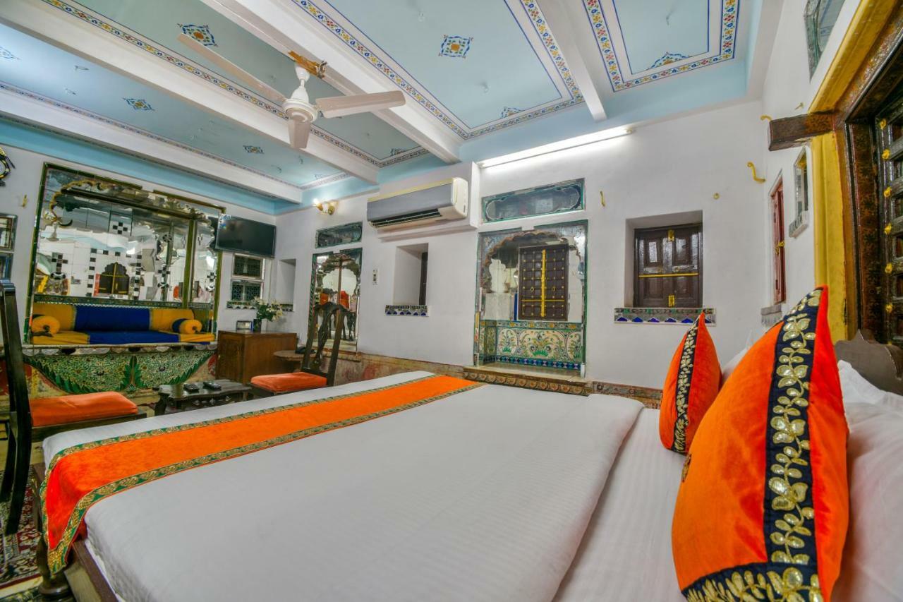 אודייפור Shree Jagdish Mahal Heritage Hotel מראה חיצוני תמונה
