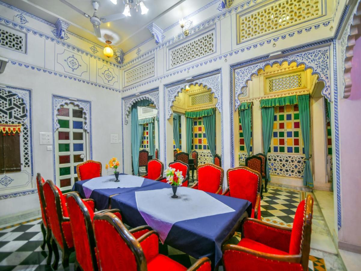אודייפור Shree Jagdish Mahal Heritage Hotel מראה חיצוני תמונה